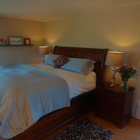 Greenhouse Inn By The Bay Sequim Extérieur photo