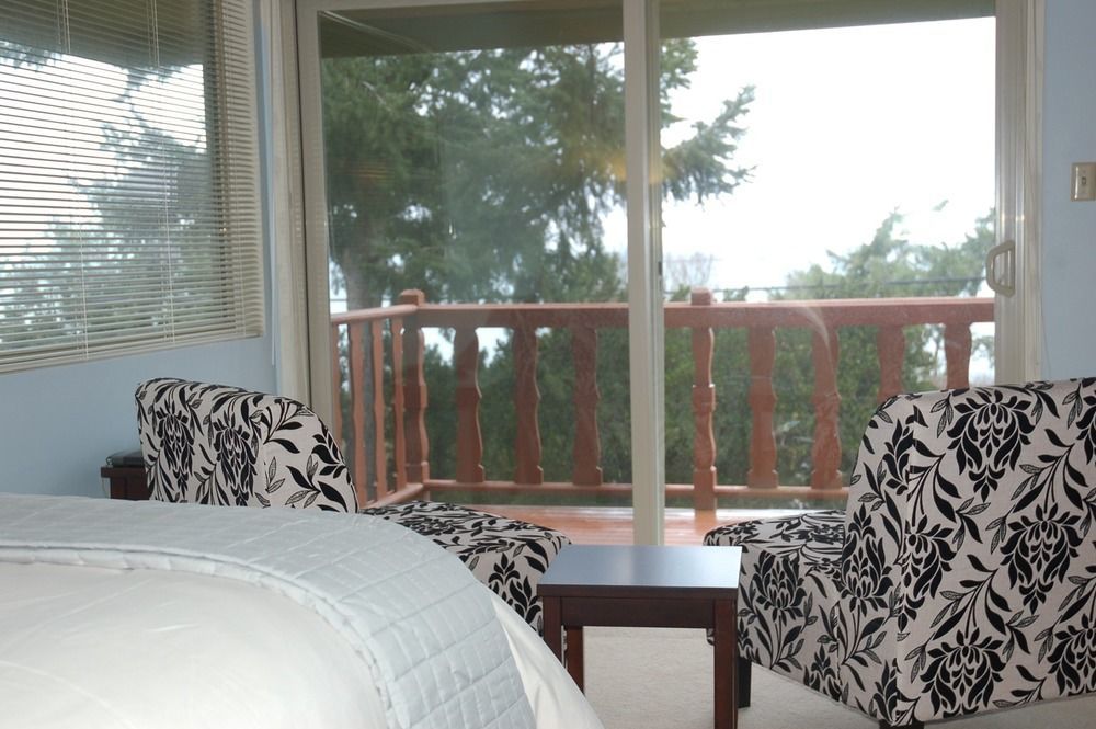 Greenhouse Inn By The Bay Sequim Extérieur photo