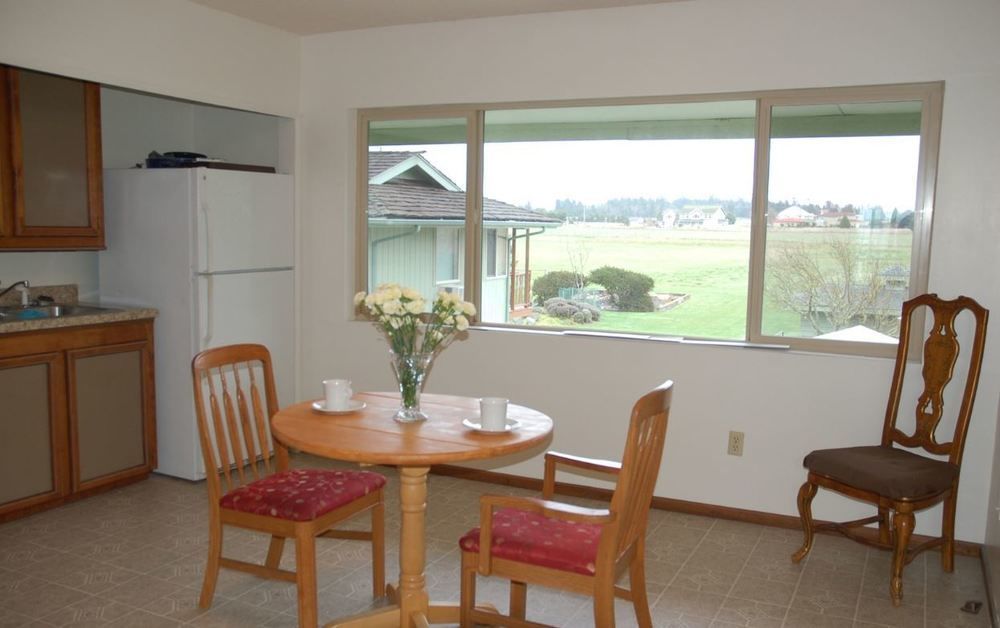 Greenhouse Inn By The Bay Sequim Extérieur photo