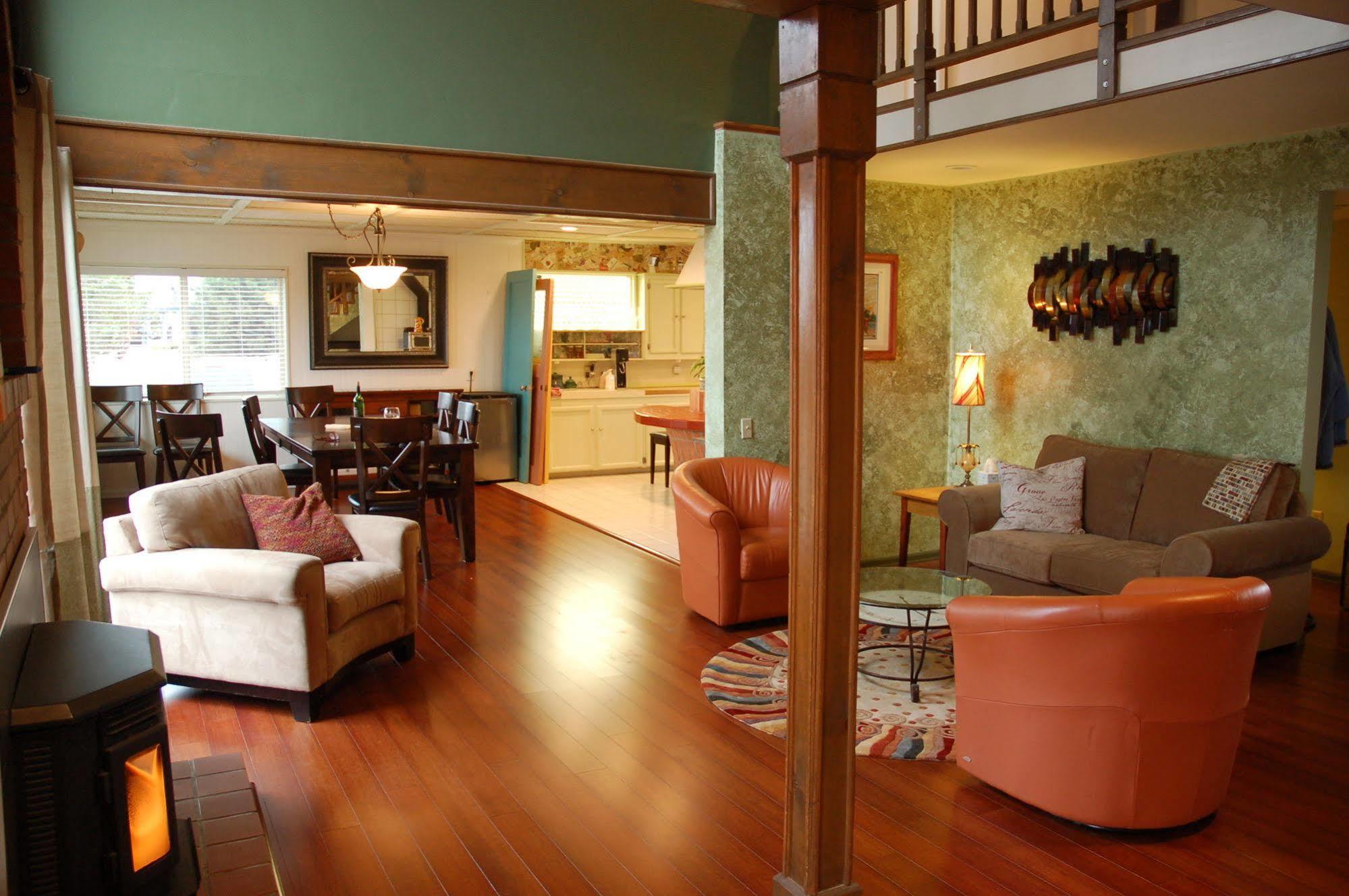 Greenhouse Inn By The Bay Sequim Extérieur photo