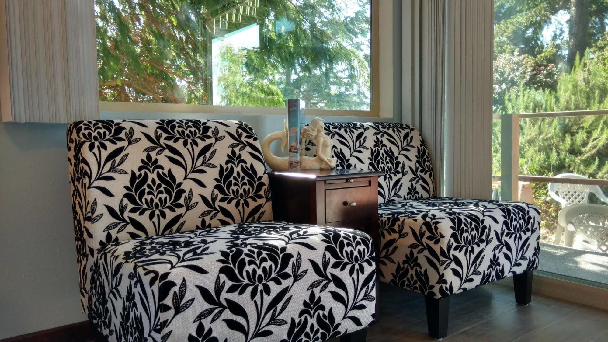 Greenhouse Inn By The Bay Sequim Extérieur photo